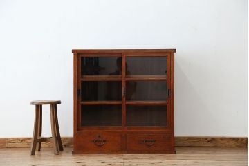 アンティーク家具　アンティーク　古い木の収納棚(飾り棚・食器棚)