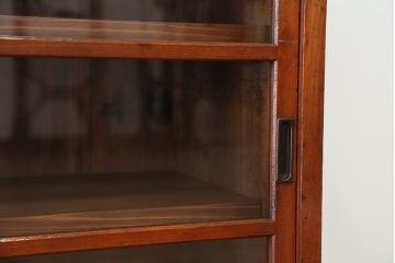 アンティーク家具　アンティーク　古い木の収納棚(飾り棚・食器棚)