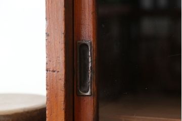 アンティーク家具　アンティーク　古い木の収納棚(飾り棚・食器棚)