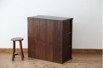 アンティーク家具　アンティーク　古い木の収納棚(飾り棚・食器棚)