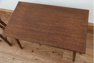 レトロ家具　アンティーク　天板一枚板!古材を使ったレトロなセンターテーブル?