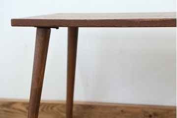 レトロ家具　アンティーク　天板一枚板!古材を使ったレトロなセンターテーブル?