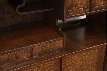 アンティーク家具　古民具・骨董　古いお家の木目の素晴らしい茶箪笥
