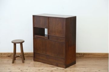 アンティーク家具　古民具・骨董　古いお家の木目の素晴らしい茶箪笥