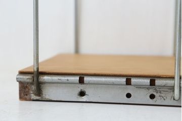 アンティーク雑貨　アンティーク　レトロなデザインの本立て2個セット
