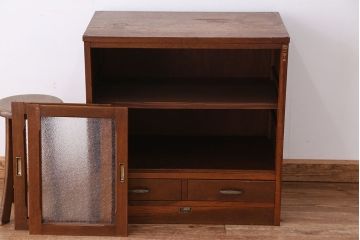 アンティーク家具　アンティーク　天板がしっかりとした古いナラ材のダイヤガラス収納棚(食器棚)