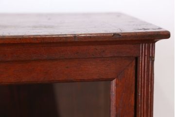 アンティーク家具　アンティーク　古い栓材のシンプルなアンティーク収納棚(飾り棚)