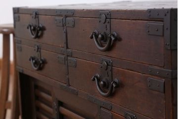 アンティーク家具　古民具・骨董　希少なサイズの関西帳場箪笥