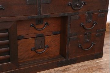 アンティーク家具　古民具・骨董　希少なサイズの関西帳場箪笥