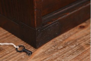 アンティーク家具　古民具・骨董　希少なサイズの関西帳場箪笥