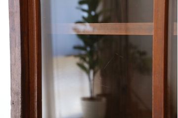 アンティーク　古い雑貨屋の大きな二段重ね収納棚(飾り棚・陳列棚)