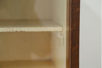 レトロ家具　☆希少なサイズの昭和レトロ　アンティークモールガラス食器棚
