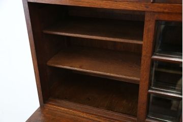 アンティーク家具　☆アンティーク　素敵なデザイン!古いナラ材の上質な面取りガラス食器棚