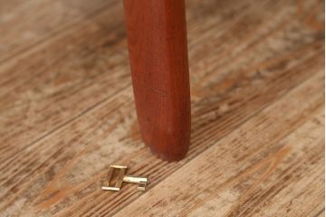 アンティーク家具　北欧アンティーク　上質なチーク材両袖机(ニーホールデスク)