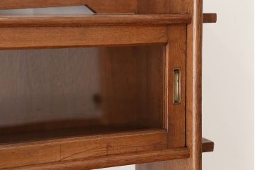 アンティーク家具　アンティーク　高級!古いナラ材の上質な本棚(飾り棚)