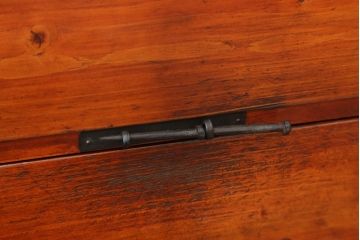 アンティーク家具　古民具・骨董　観音開き時代箪笥鉄脚ローボード(ローチェスト)