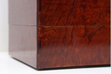アンティーク雑貨　大正期!古い欅の四段重箱(漆器)