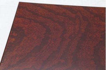 アンティーク雑貨　大正期!古い欅の四段重箱(漆器)