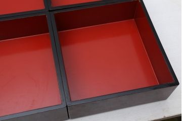 アンティーク雑貨　大正期!古い欅の四段重箱(漆器)