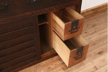 アンティーク家具　古民具・骨董　古い欅材の越後帳場箪笥(銭戸棚)