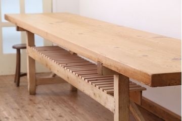 アンティーク家具　アンティーク　天板無垢材の特大作業台(幅3.6m)　