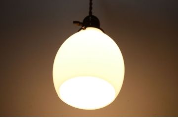 昭和初期!古い乳白ガラス照明(電笠)