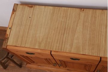 中古　シャルドネ　パイン材食器棚