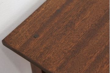 アンティーク家具　アンティーク　古い木のシンプルな引き出し付きサイドテーブル