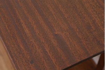 アンティーク家具　アンティーク　古い木のシンプルな引き出し付きサイドテーブル
