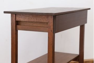 アンティーク家具　アンティーク　古い木のシンプルな引き出し付きサイドテーブル