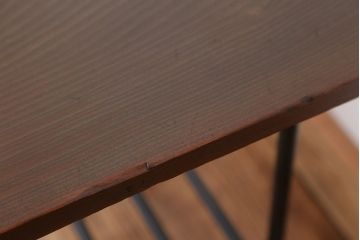 アンティーク家具　アンティーク　古いアイアンのサイドテーブル