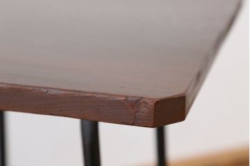 アンティーク家具　アンティーク　古いアイアンのサイドテーブル