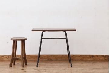 アンティーク家具　アンティーク　古い鉄脚のテーブル(サイドテーブル、鉄足、机、在宅ワーク、在宅用テーブル、作業台、デスク)