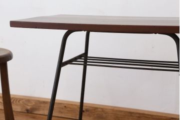 アンティーク家具　アンティーク　古い鉄脚のテーブル(サイドテーブル、鉄足、机、在宅ワーク、在宅用テーブル、作業台、デスク)