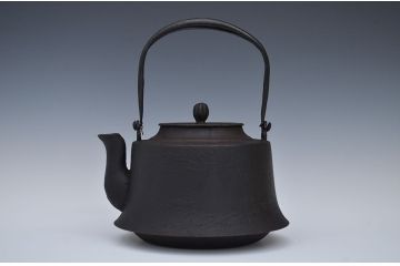アンティーク雑貨　古民具・骨董　古い鉄瓶(茶道具)