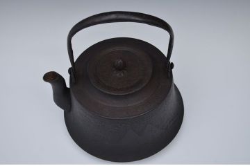 アンティーク雑貨　古民具・骨董　古い鉄瓶(茶道具)