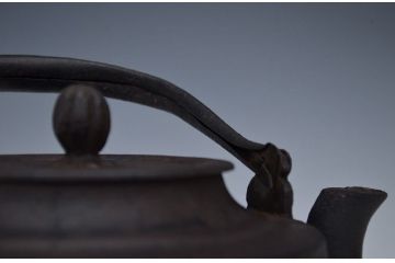 アンティーク雑貨　古民具・骨董　古い鉄瓶(茶道具)