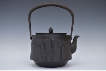 アンティーク雑貨　古民具・骨董　古い南部鉄瓶(茶道具)