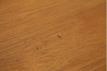 レトロ家具　アンティーク　可愛いデザイン!レトロなサイドテーブル(収納棚)