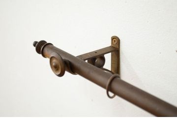 アンティーク雑貨　アンティーク　古い洋館の真鍮製カーテンレール2本セット(2)