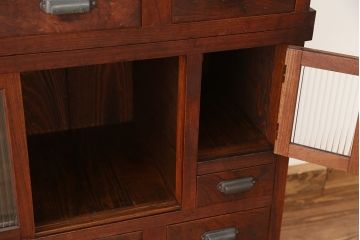 アンティーク家具　☆アンティーク　前面欅!モールガラス二段重ね食器棚(収納棚)