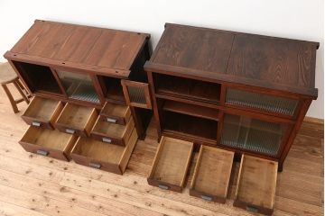 アンティーク家具　☆アンティーク　前面欅!モールガラス二段重ね食器棚(収納棚)