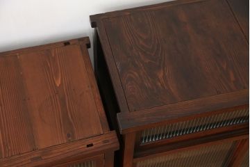 アンティーク家具　☆アンティーク　前面欅!モールガラス二段重ね食器棚(収納棚)