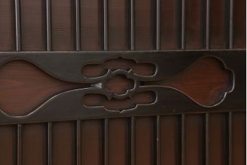 アンティーク家具　アンティーク　モダンデザイン　六尺　古いお屋敷の時代箪笥サイドボード(水屋箪笥、食器棚、収納棚)