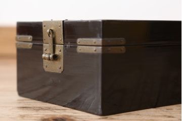 アンティーク雑貨　漆の素敵な金具付き収納箱(文箱・硯箱)