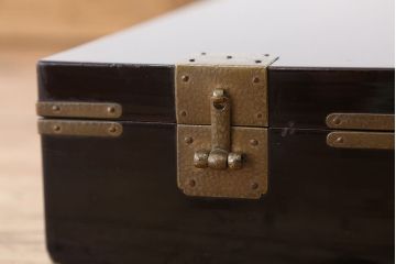 アンティーク雑貨　漆の素敵な金具付き収納箱(文箱・硯箱)