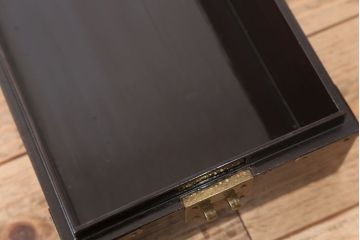 アンティーク雑貨　漆の素敵な金具付き収納箱(文箱・硯箱)