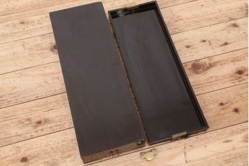 アンティーク雑貨　漆の素敵な金具付き収納箱(文箱・硯箱)