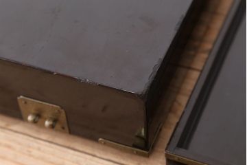 アンティーク雑貨　漆の素敵な金具付き収納箱(文箱・硯箱)