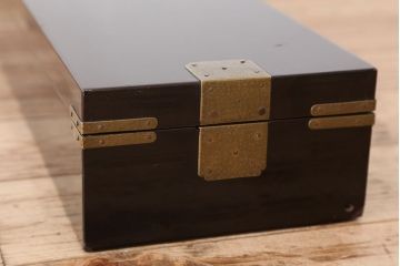 アンティーク雑貨　漆の素敵な金具付き収納箱(文箱・硯箱)